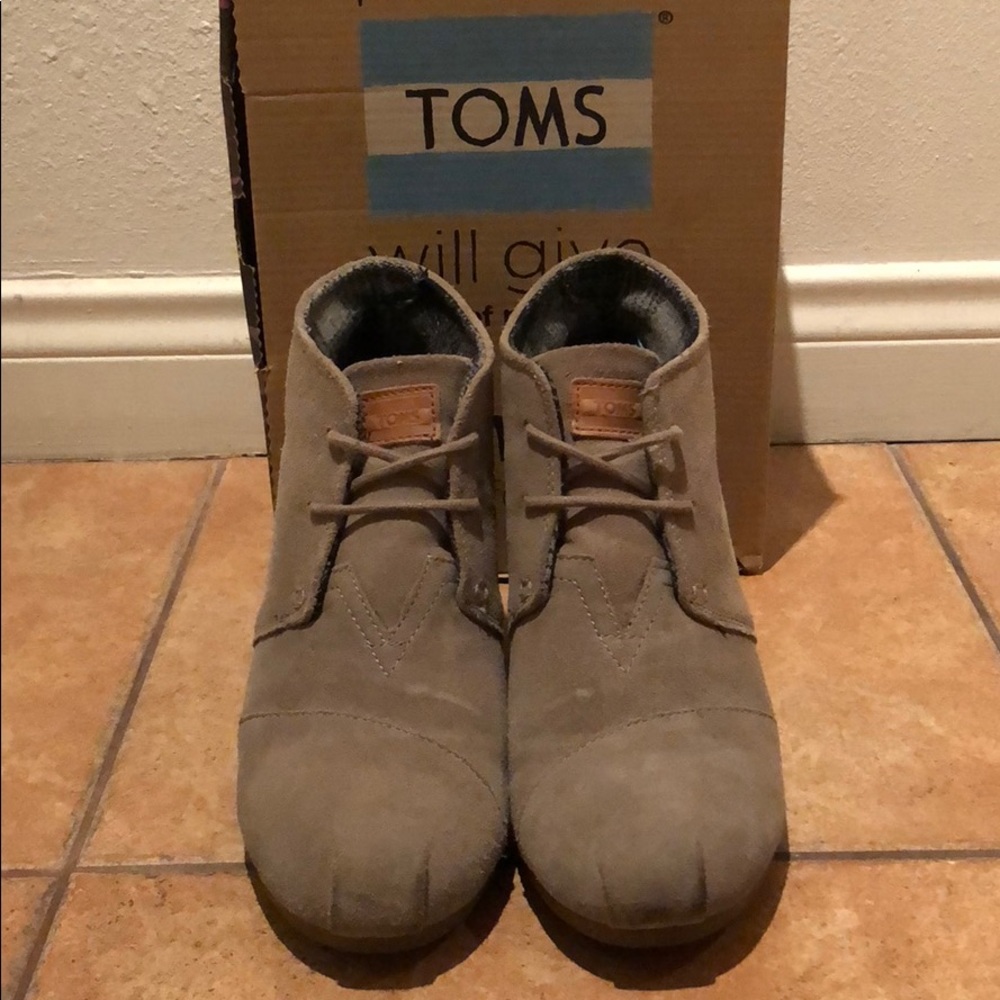 TOMS Wedge Boots
